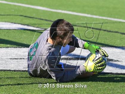 Thumbnail 1 in Mater Dei (Santa Ana) vs. Oceanside (21st Annual SoCal Classic) photogallery.