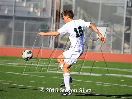 Thumbnail 1 in Mater Dei (Santa Ana) vs. Oceanside (21st Annual SoCal Classic) photogallery.