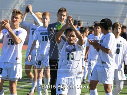 Thumbnail 3 in Mater Dei (Santa Ana) vs. Oceanside (21st Annual SoCal Classic) photogallery.