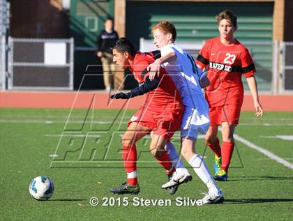 Thumbnail 3 in Mater Dei (Santa Ana) vs. Oceanside (21st Annual SoCal Classic) photogallery.