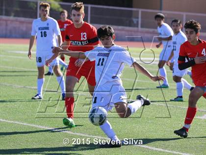 Thumbnail 3 in Mater Dei (Santa Ana) vs. Oceanside (21st Annual SoCal Classic) photogallery.
