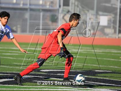 Thumbnail 3 in Mater Dei (Santa Ana) vs. Oceanside (21st Annual SoCal Classic) photogallery.