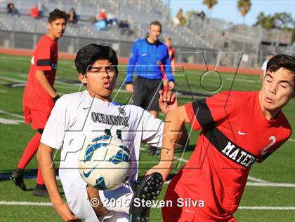 Thumbnail 1 in Mater Dei (Santa Ana) vs. Oceanside (21st Annual SoCal Classic) photogallery.