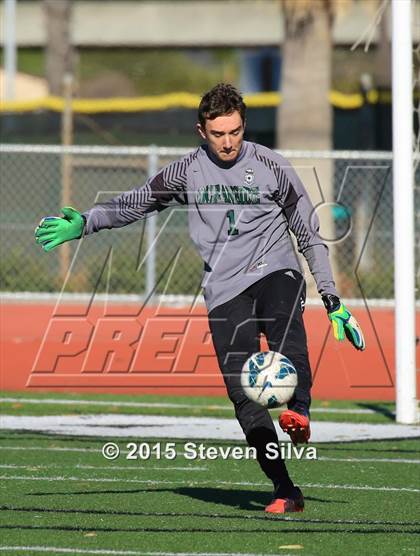 Thumbnail 1 in Mater Dei (Santa Ana) vs. Oceanside (21st Annual SoCal Classic) photogallery.