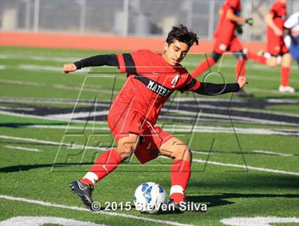 Thumbnail 2 in Mater Dei (Santa Ana) vs. Oceanside (21st Annual SoCal Classic) photogallery.