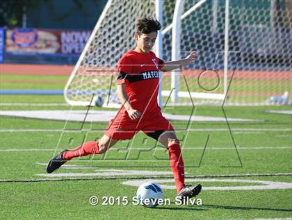 Thumbnail 2 in Mater Dei (Santa Ana) vs. Oceanside (21st Annual SoCal Classic) photogallery.