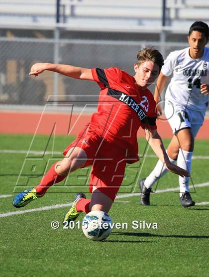 Thumbnail 3 in Mater Dei (Santa Ana) vs. Oceanside (21st Annual SoCal Classic) photogallery.
