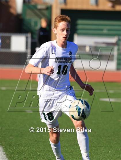 Thumbnail 3 in Mater Dei (Santa Ana) vs. Oceanside (21st Annual SoCal Classic) photogallery.