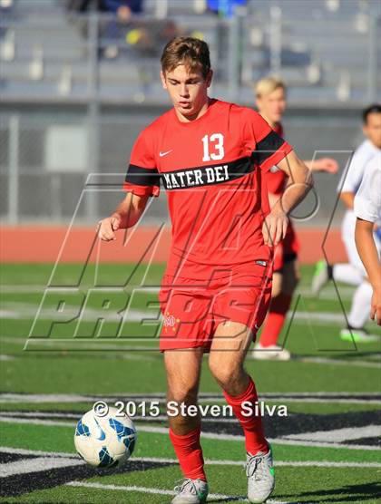 Thumbnail 3 in Mater Dei (Santa Ana) vs. Oceanside (21st Annual SoCal Classic) photogallery.