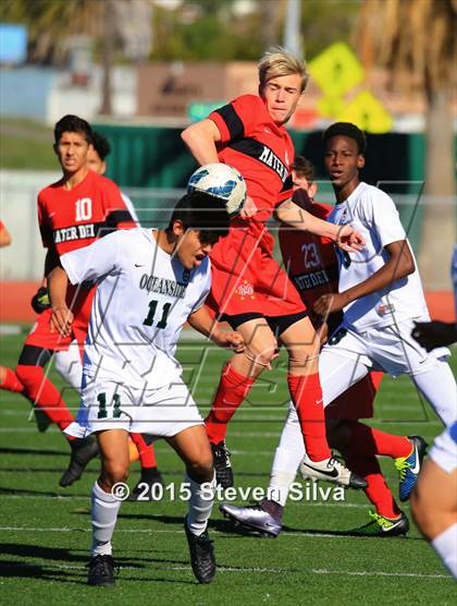 Thumbnail 3 in Mater Dei (Santa Ana) vs. Oceanside (21st Annual SoCal Classic) photogallery.