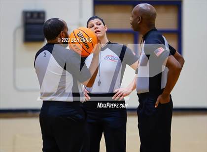 Thumbnail 3 in Sandy Creek vs. Buford (Lemon Street Classic) photogallery.
