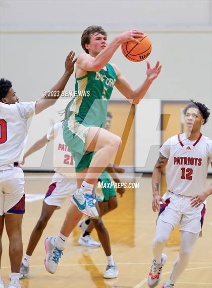 Thumbnail 2 in Sandy Creek vs. Buford (Lemon Street Classic) photogallery.
