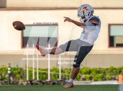 Thumbnail 2 in Pac-Five @ 'Iolani photogallery.