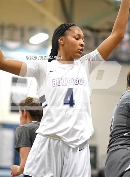 Thumbnail 2 in Centennial vs. Faith Lutheran photogallery.