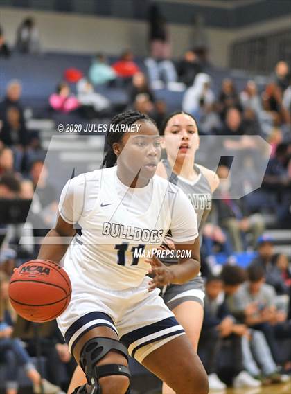Thumbnail 2 in Centennial vs. Faith Lutheran photogallery.