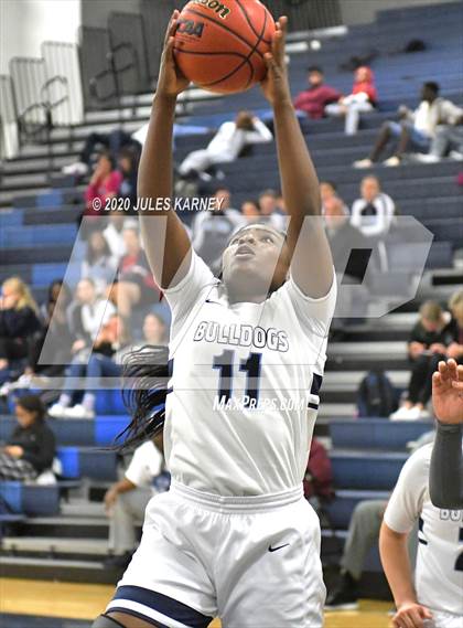 Thumbnail 3 in Centennial vs. Faith Lutheran photogallery.