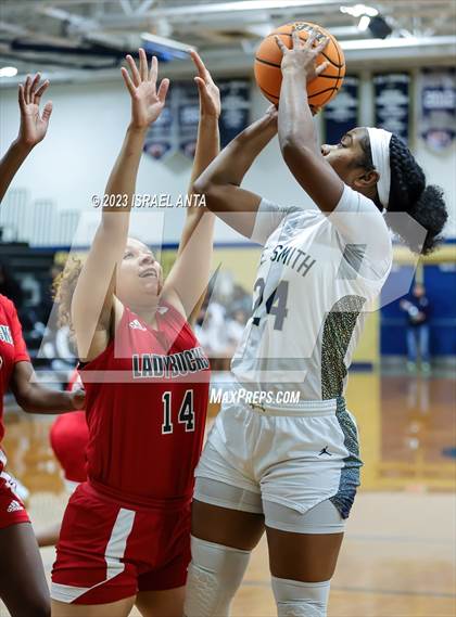 Thumbnail 3 in Hoke County vs E.E. Smith (2023 Cumberland County Schools Holiday Classic Tournament) photogallery.