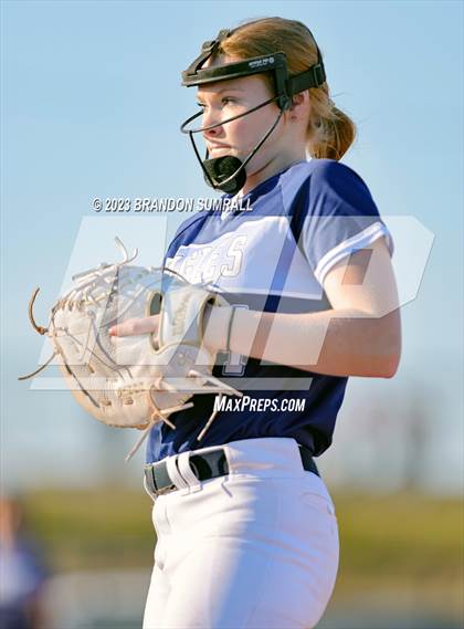 Thumbnail 2 in Calera @ Chilton County photogallery.