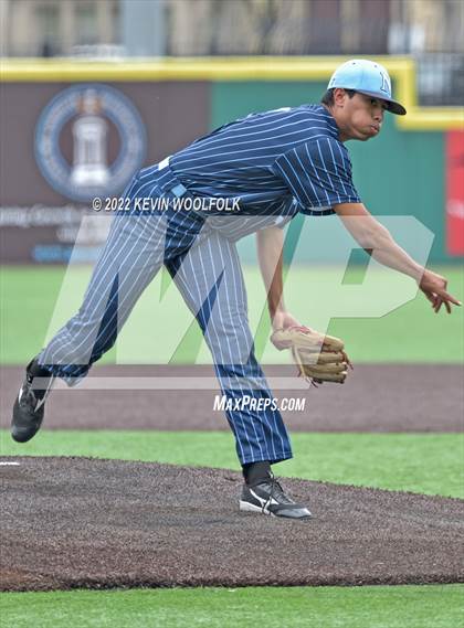 Thumbnail 3 in Nazareth Academy vs. Crystal Lake South photogallery.