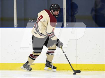 Thumbnail 2 in Loomis Chaffee @ Hotchkiss photogallery.