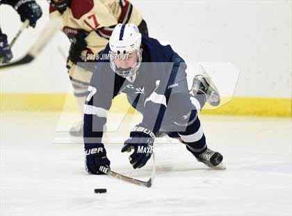Thumbnail 2 in Loomis Chaffee @ Hotchkiss photogallery.