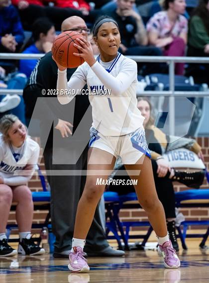 Thumbnail 1 in Sunnyvale vs Wills Point photogallery.