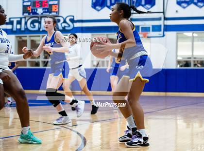 Thumbnail 2 in Sunnyvale vs Wills Point photogallery.