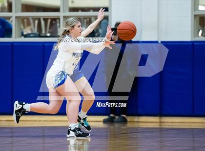 Thumbnail 3 in Sunnyvale vs Wills Point photogallery.