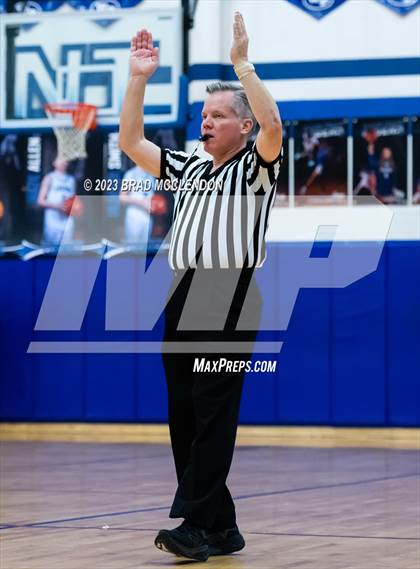 Thumbnail 2 in Sunnyvale vs Wills Point photogallery.