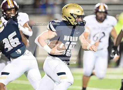 Thumbnail 2 in Walsh Jesuit vs. Archbishop Hoban (OHSAA D2 Regional Final) photogallery.
