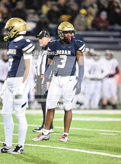 Thumbnail 3 in Walsh Jesuit vs. Archbishop Hoban (OHSAA D2 Regional Final) photogallery.