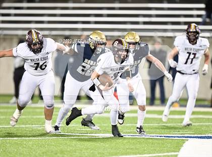 Thumbnail 2 in Walsh Jesuit vs. Archbishop Hoban (OHSAA D2 Regional Final) photogallery.