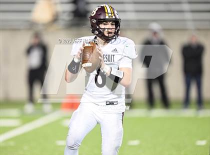 Thumbnail 3 in Walsh Jesuit vs. Archbishop Hoban (OHSAA D2 Regional Final) photogallery.