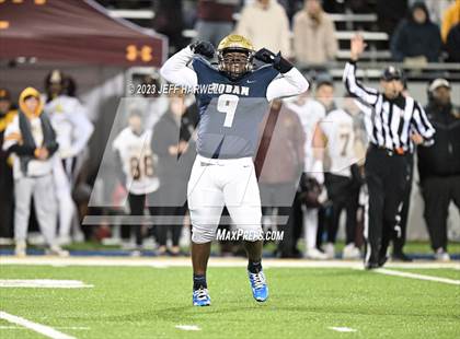 Thumbnail 2 in Walsh Jesuit vs. Archbishop Hoban (OHSAA D2 Regional Final) photogallery.