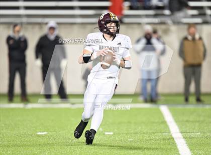 Thumbnail 3 in Walsh Jesuit vs. Archbishop Hoban (OHSAA D2 Regional Final) photogallery.