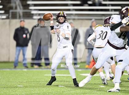 Thumbnail 1 in Walsh Jesuit vs. Archbishop Hoban (OHSAA D2 Regional Final) photogallery.