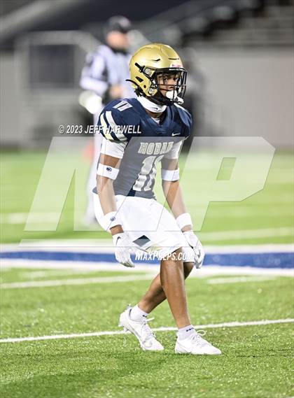 Thumbnail 2 in Walsh Jesuit vs. Archbishop Hoban (OHSAA D2 Regional Final) photogallery.