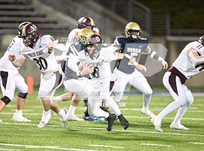 Thumbnail 2 in Walsh Jesuit vs. Archbishop Hoban (OHSAA D2 Regional Final) photogallery.