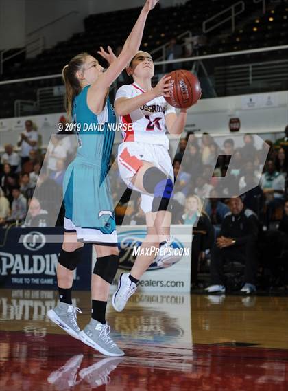 Thumbnail 3 in Santiago vs. Crossroads - G3AA CIF Southern Section Championship photogallery.