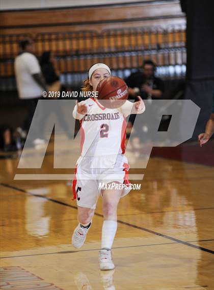 Thumbnail 2 in Santiago vs. Crossroads - G3AA CIF Southern Section Championship photogallery.