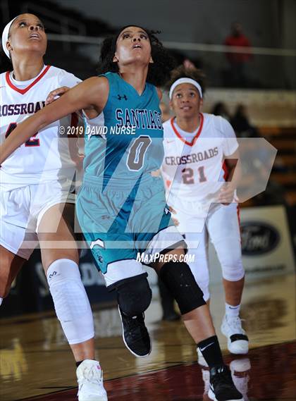 Thumbnail 1 in Santiago vs. Crossroads - G3AA CIF Southern Section Championship photogallery.