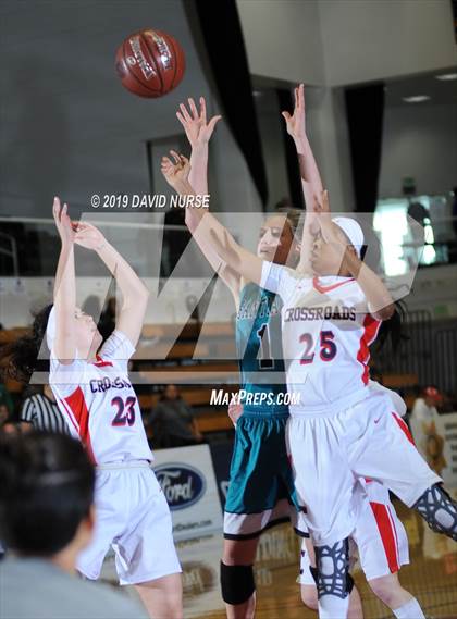 Thumbnail 2 in Santiago vs. Crossroads - G3AA CIF Southern Section Championship photogallery.