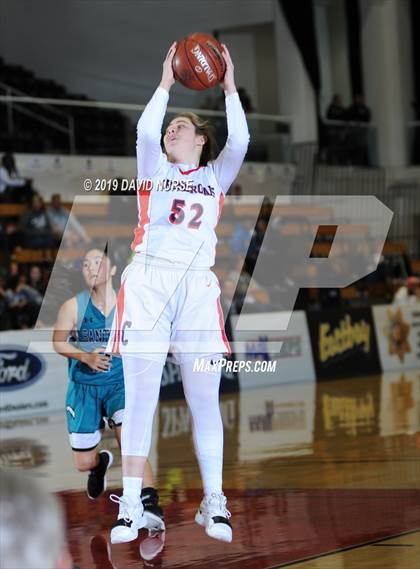 Thumbnail 3 in Santiago vs. Crossroads - G3AA CIF Southern Section Championship photogallery.