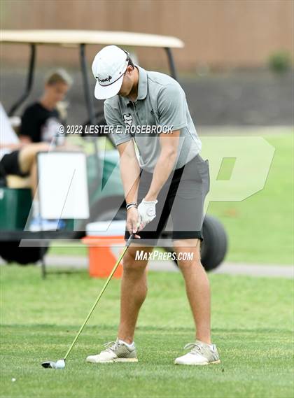 Thumbnail 3 in UIL 3A Golf Championship  photogallery.
