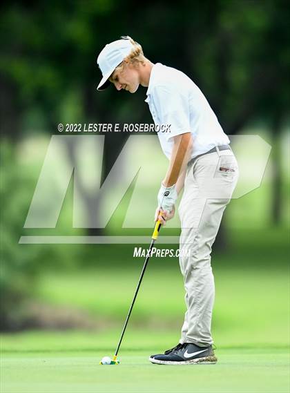 Thumbnail 1 in UIL 3A Golf Championship  photogallery.