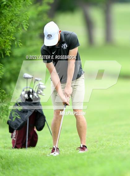Thumbnail 2 in UIL 3A Golf Championship  photogallery.