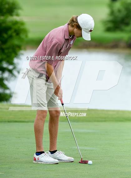 Thumbnail 1 in UIL 3A Golf Championship  photogallery.