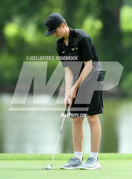 Thumbnail 2 in UIL 3A Golf Championship  photogallery.