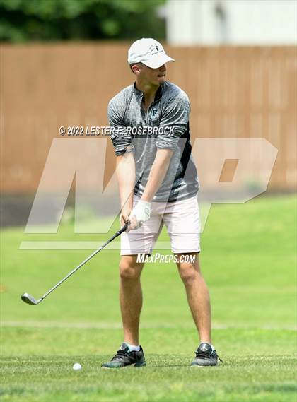 Thumbnail 1 in UIL 3A Golf Championship  photogallery.