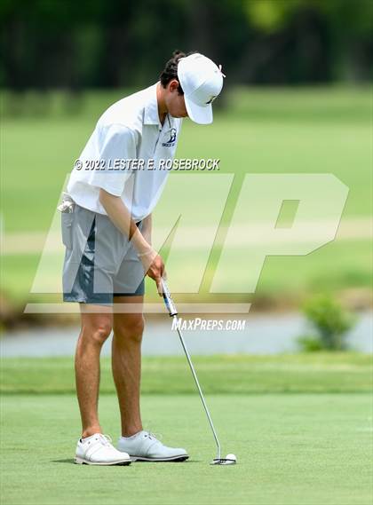 Thumbnail 2 in UIL 3A Golf Championship  photogallery.